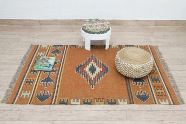 Soft Elegant Runner Wool Jute Durry for Study