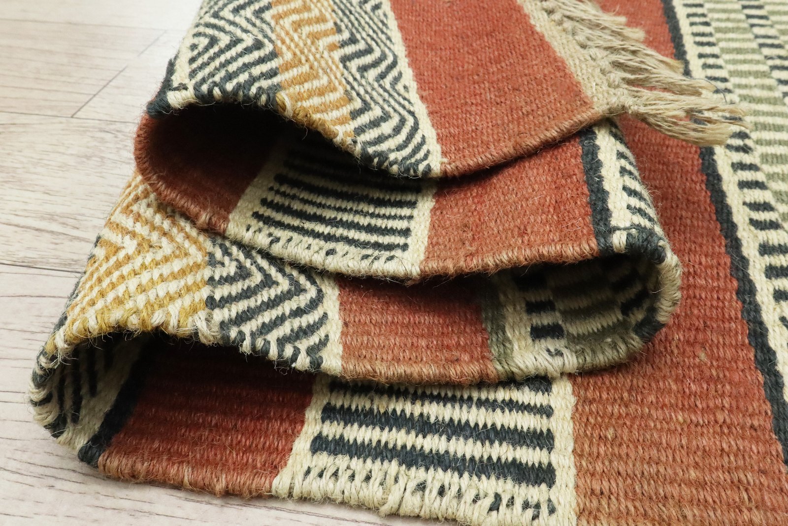 Natural Fiber Wool Jute Durry Carpet - Image 3