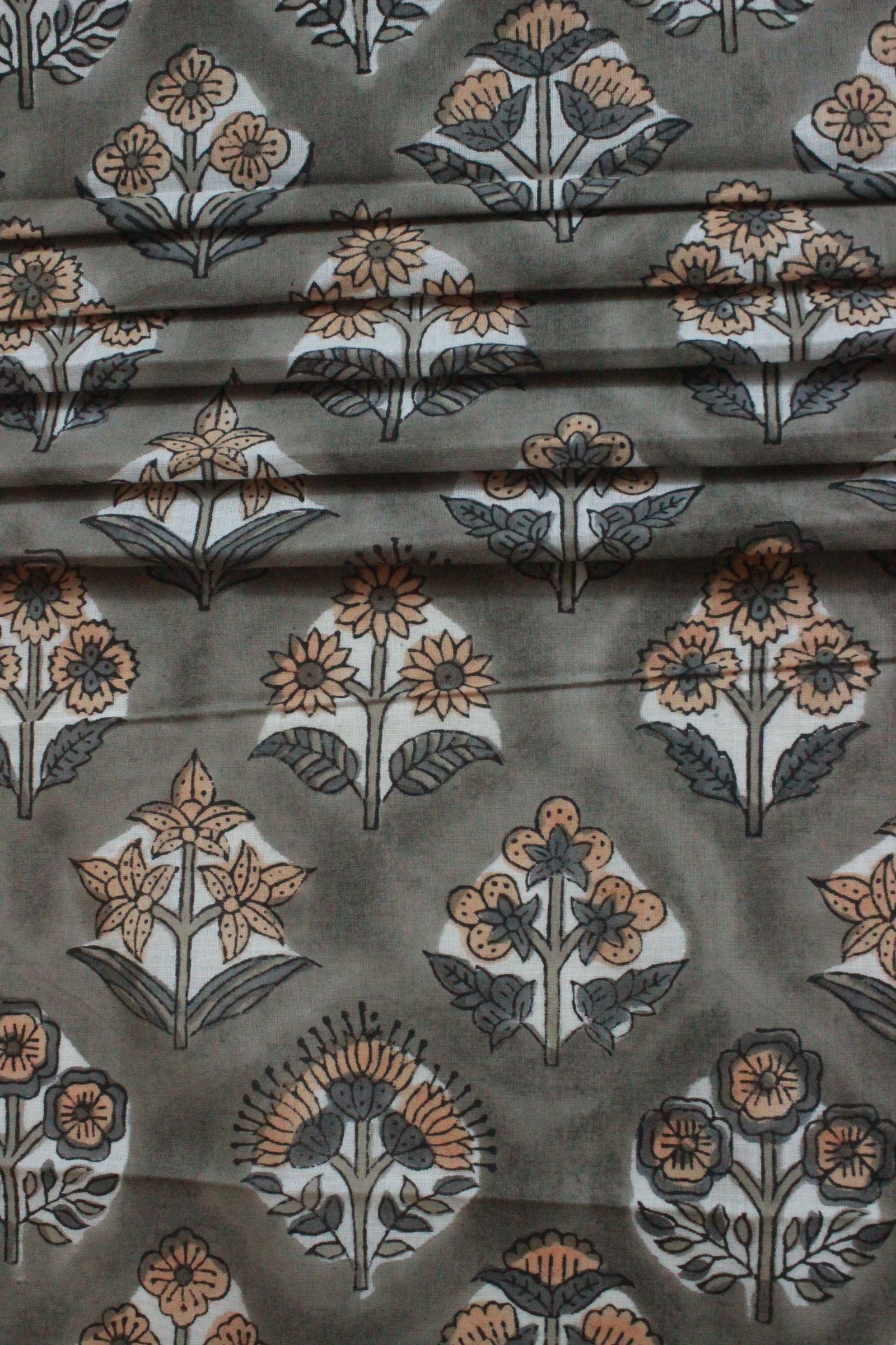 Modern Handblock Printed Cotton Fabric for Bedsheets - Image 4