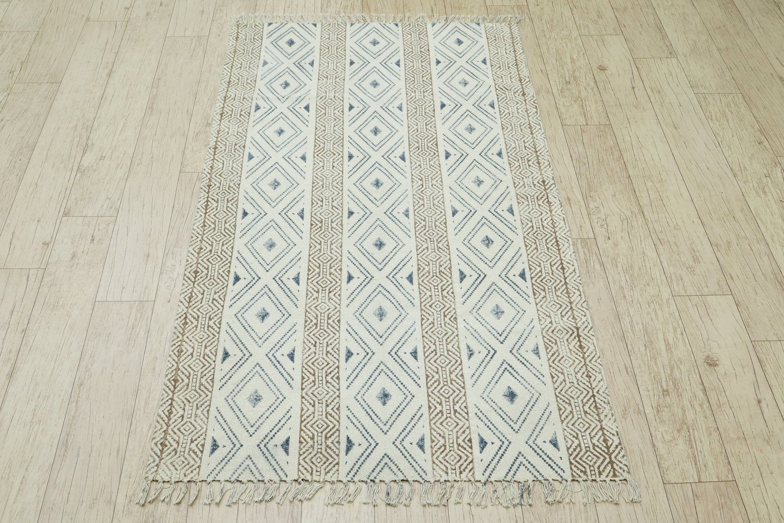 Handwoven Block Printed Cotton Durry - Image 4