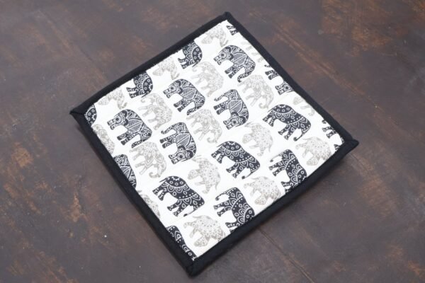 Elegant Handblock Printed Cotton Table Runner Mat - Image 4