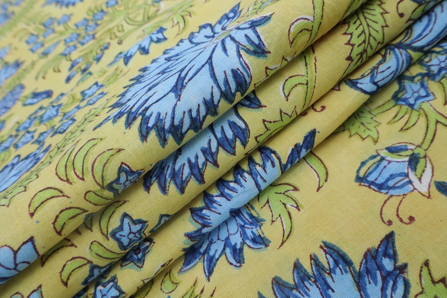 Geometric Handblock Printed Mulmul Fabric for Dupattas - Image 4