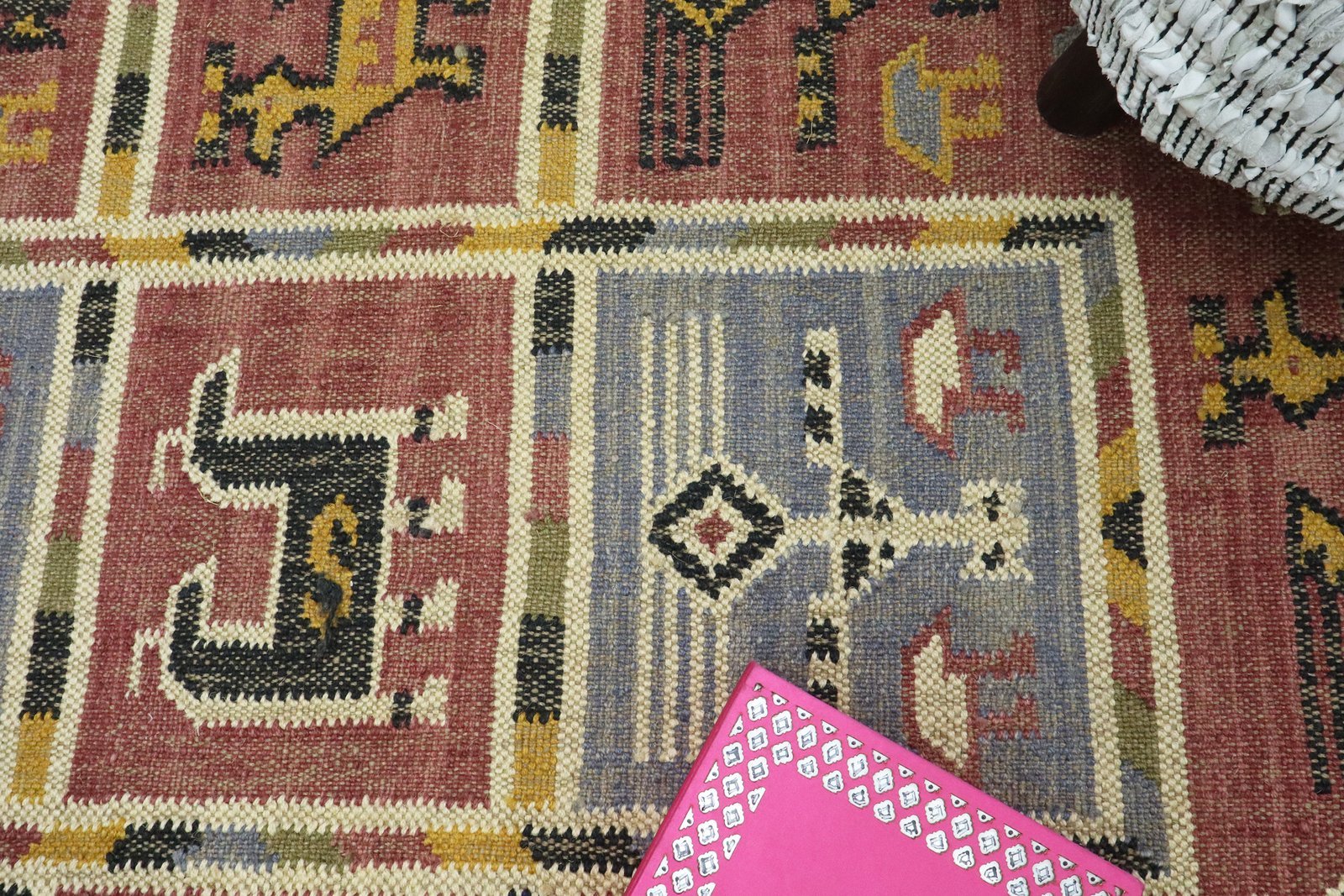 Handcrafted Wool Jute Durry for Dining Room - Image 5