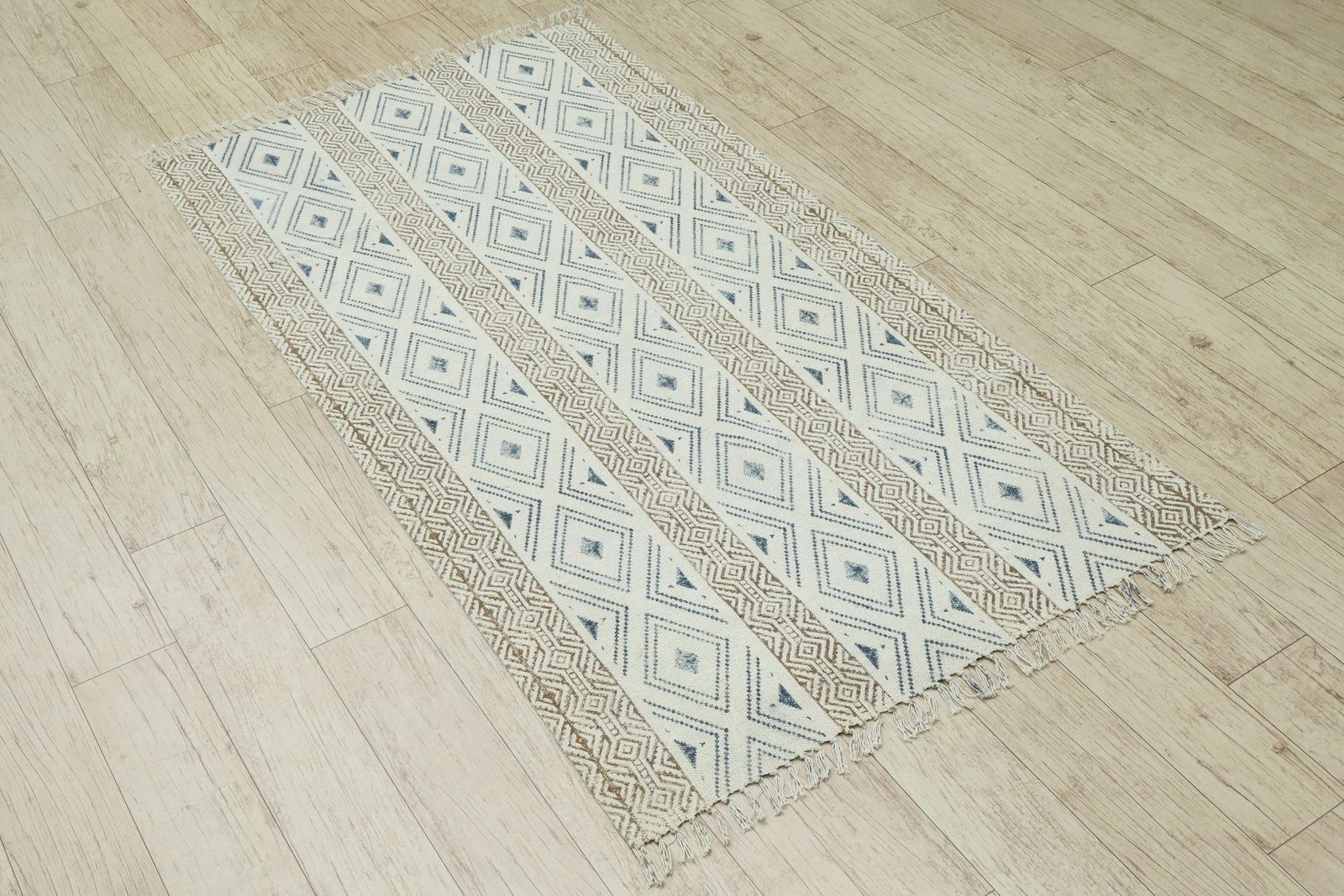 Handwoven Block Printed Cotton Durry - Image 5