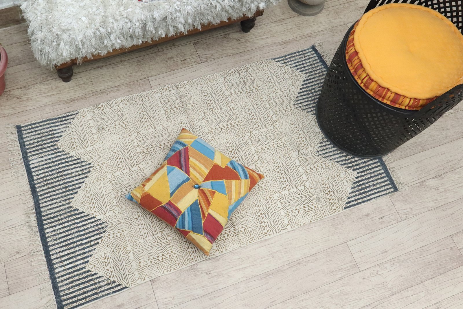 インドの敷物 草木染めコットンダリー リビングマットサイズ 約 幾何学 プレゼント アジアン クリスマス ラグ インド綿 エスニック コットン - 120 X 180 CM - Image 5