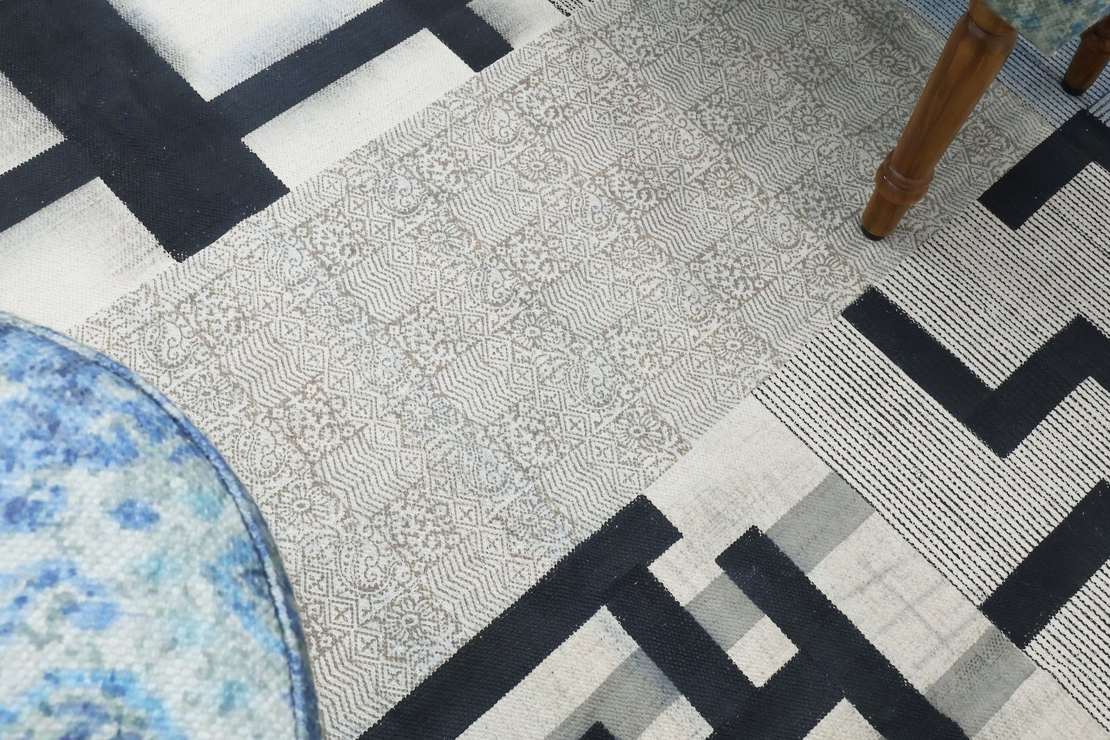 インドの敷物 草木染めコットンダリー リビングマットサイズ 約 幾何学 プレゼント アジアン クリスマス ラグ インド綿 エスニック コットン - 120 X 180 CM - Image 5