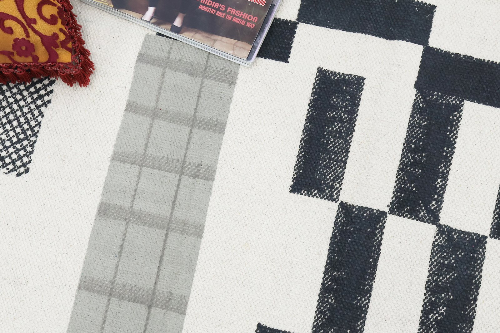 インドの敷物 草木染めコットンダリー リビングマットサイズ 約 幾何学 プレゼント アジアン クリスマス ラグ インド綿 エスニック コットン - 120 X 180 CM - Image 5