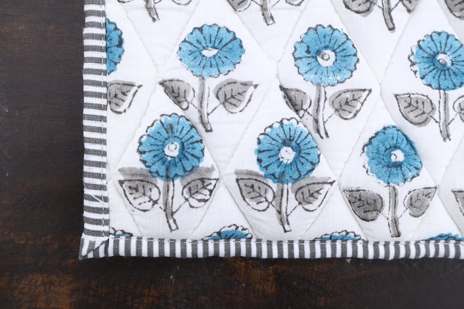 Elegant Handblock Printed Cotton Table Runner Mat - Image 6