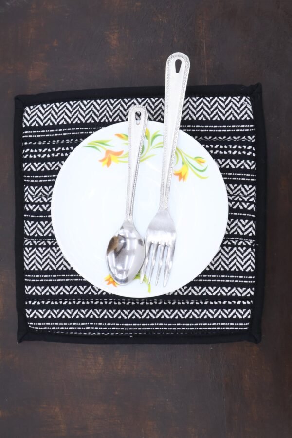 Bold Pattern Handblock Printed Cotton Mat - Image 6