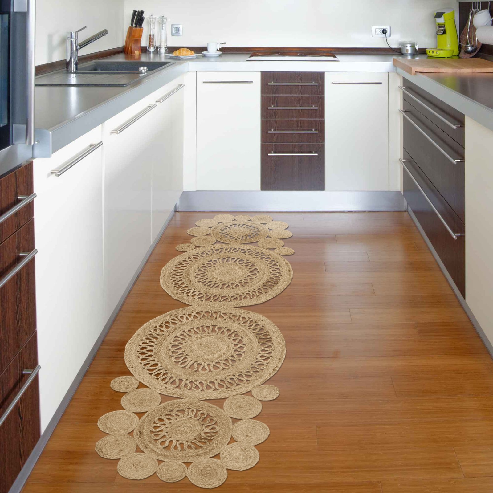 Designer Minimalist Round Jute Durry for Patio - Image 3
