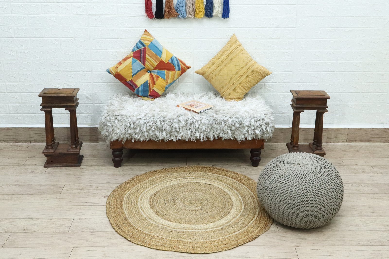 Handwoven Bohemian Runner Jute Durry for Bedroom - Image 4