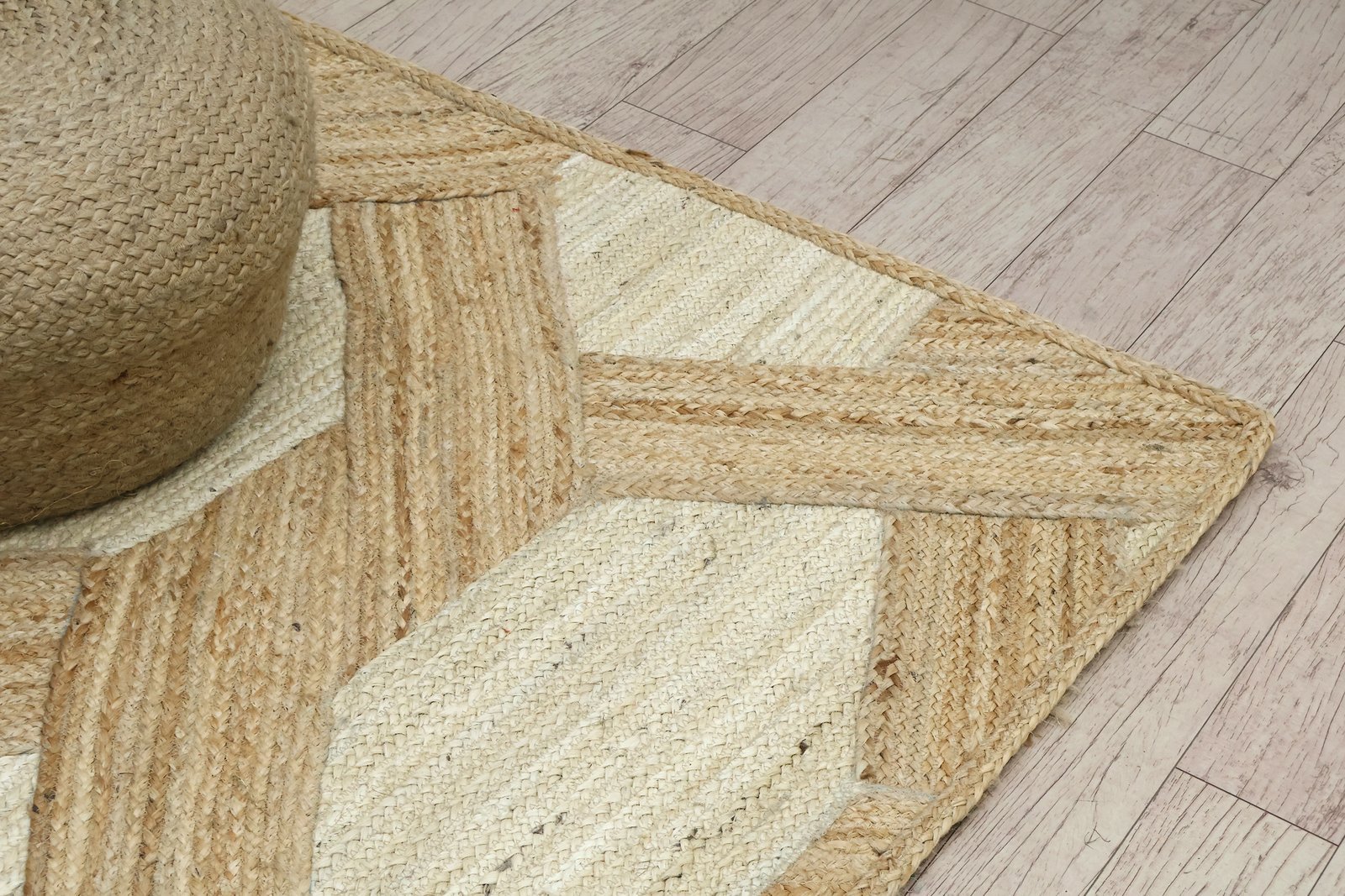 Elegant Jute Durry Carpet Runner - Image 5