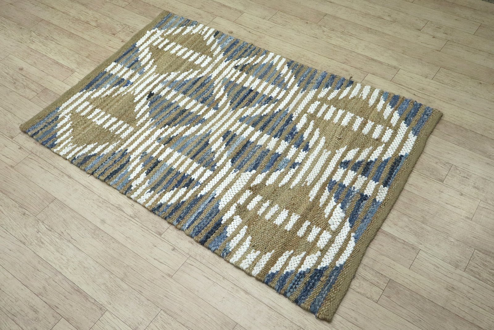 Designer Minimalist Runner Jute Durry for Patio - Image 5
