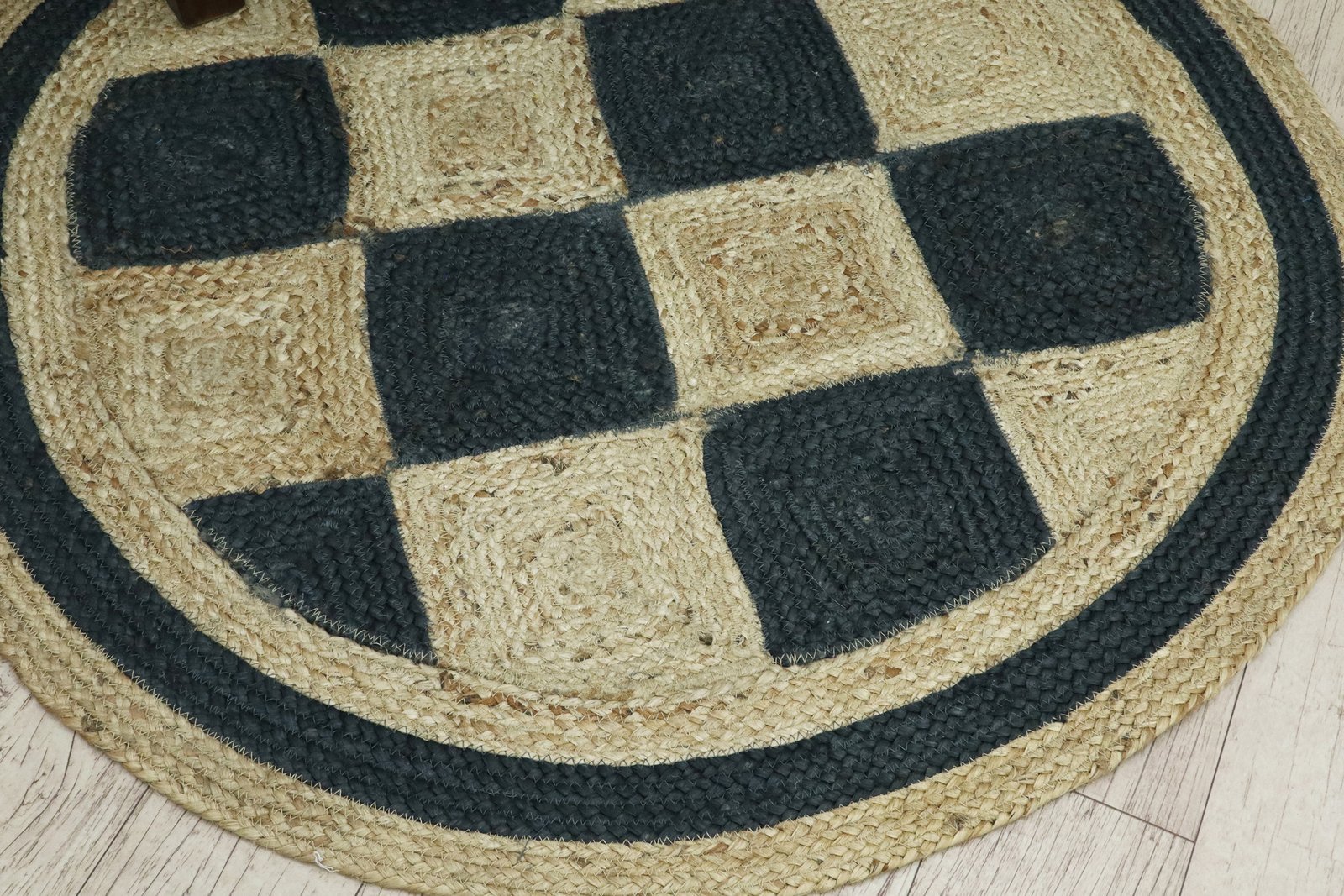 Premium Contemporary Runner Jute Durry for Balcony - Image 6