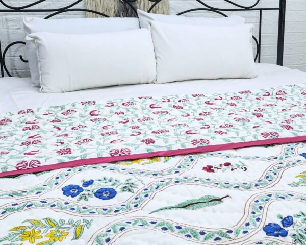 Luxury Handblock Printed Rectangle Quilt for Cozy Winters - Image 4