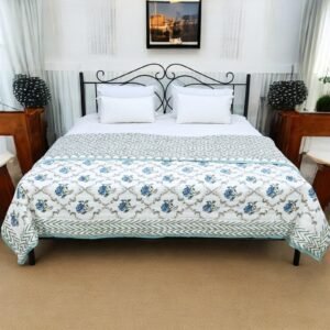 Cotton Handblock Printed Square Quilt for Luxury Homes Cotton Handblock Printed Square Quilt for Luxury Homes