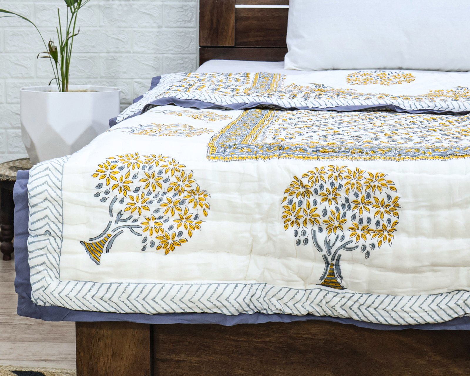 Traditional Handblock Printed Square Quilt for Double Beds - Image 6