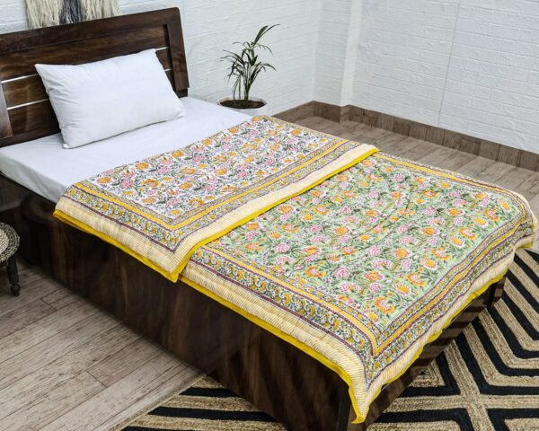 Luxury Handblock Printed Rectangle Quilt for Cozy Winters - Image 2
