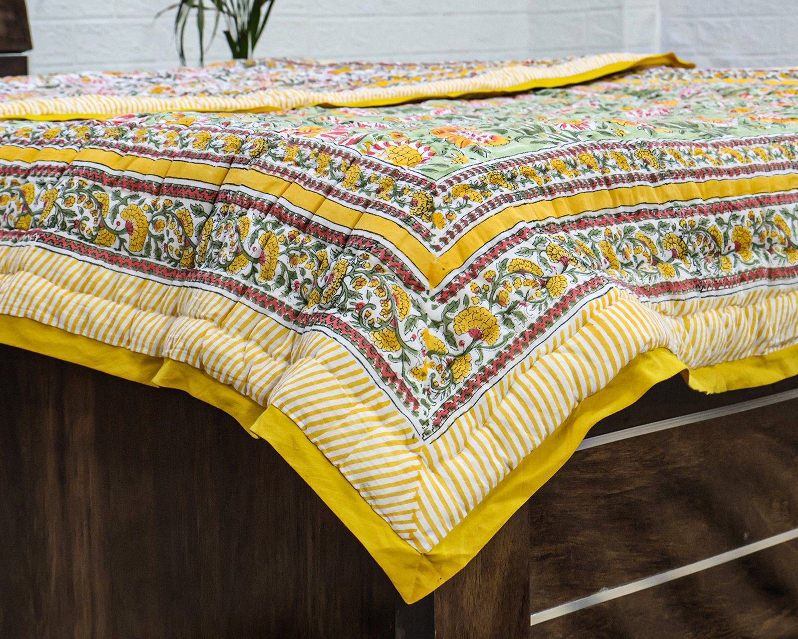 Luxury Handblock Printed Rectangle Quilt for Cozy Winters - Image 3