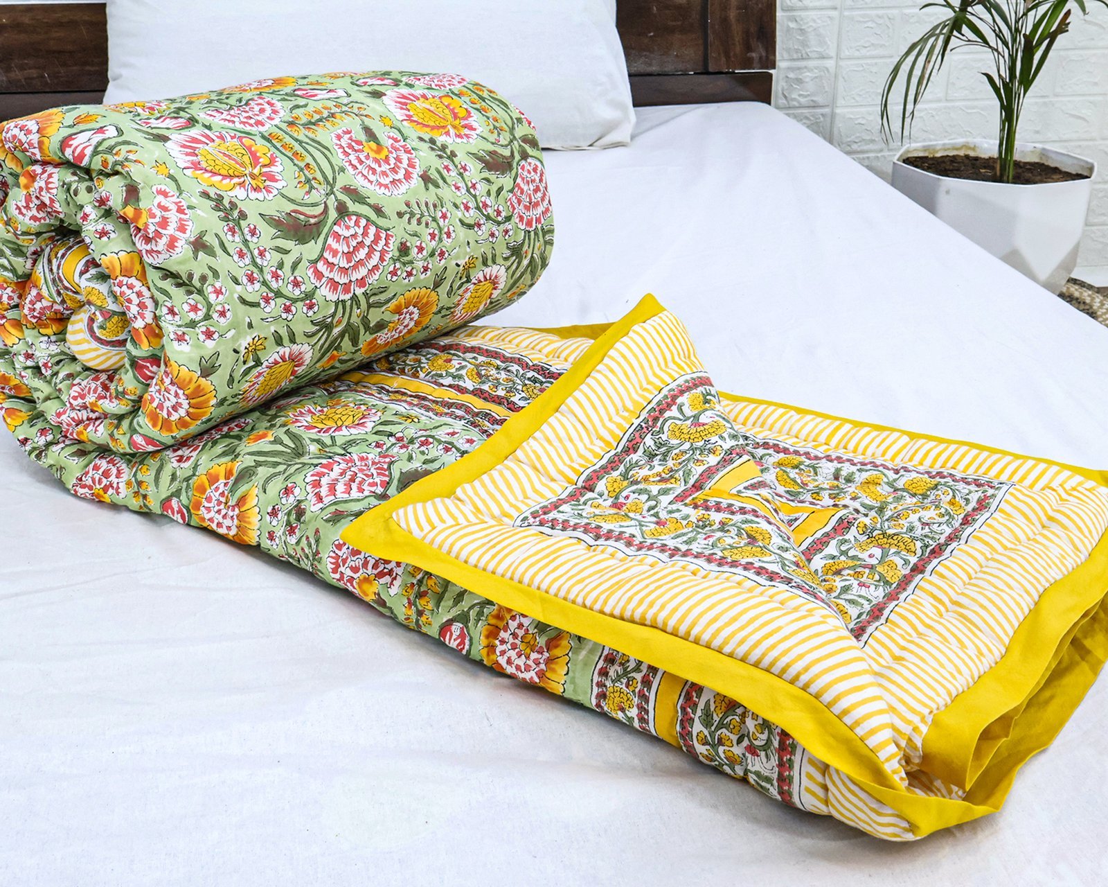 Luxury Handblock Printed Rectangle Quilt for Cozy Winters - Image 5