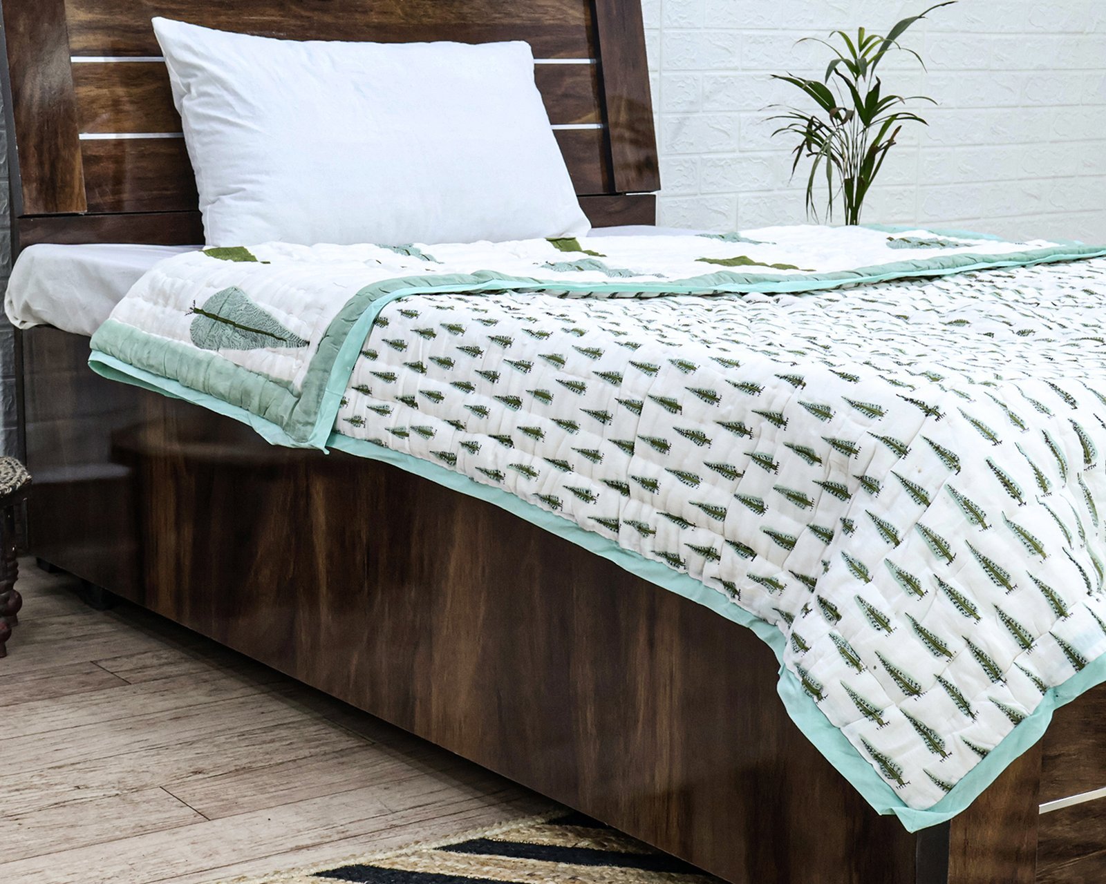 Luxury Handblock Printed Square Quilt for Everyday Comfort - Image 7