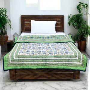 Cotton Handblock Printed Square Quilt for Luxury Homes Cotton Handblock Printed Square Quilt for Luxury Homes
