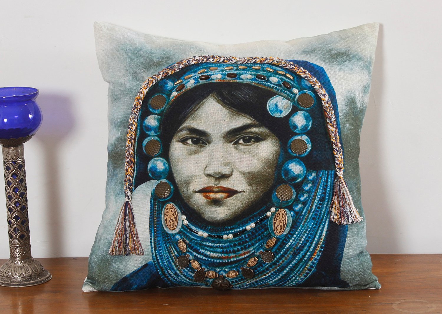 Elegant Handmade Cotton Cushion with Heritage Indian Craftsmanship - Image 2