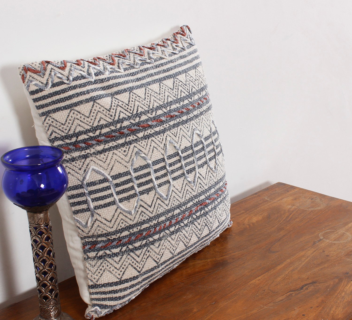 Decorative Handmade Cotton Cushion for Sofa and Bed - Image 4