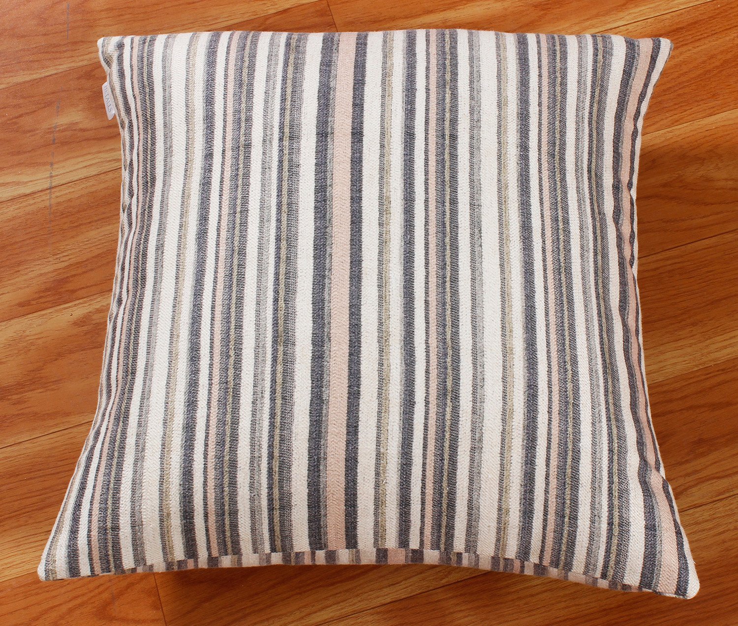 Sustainable Handmade Cotton Cushion for Warm Inviting Spaces - Image 5