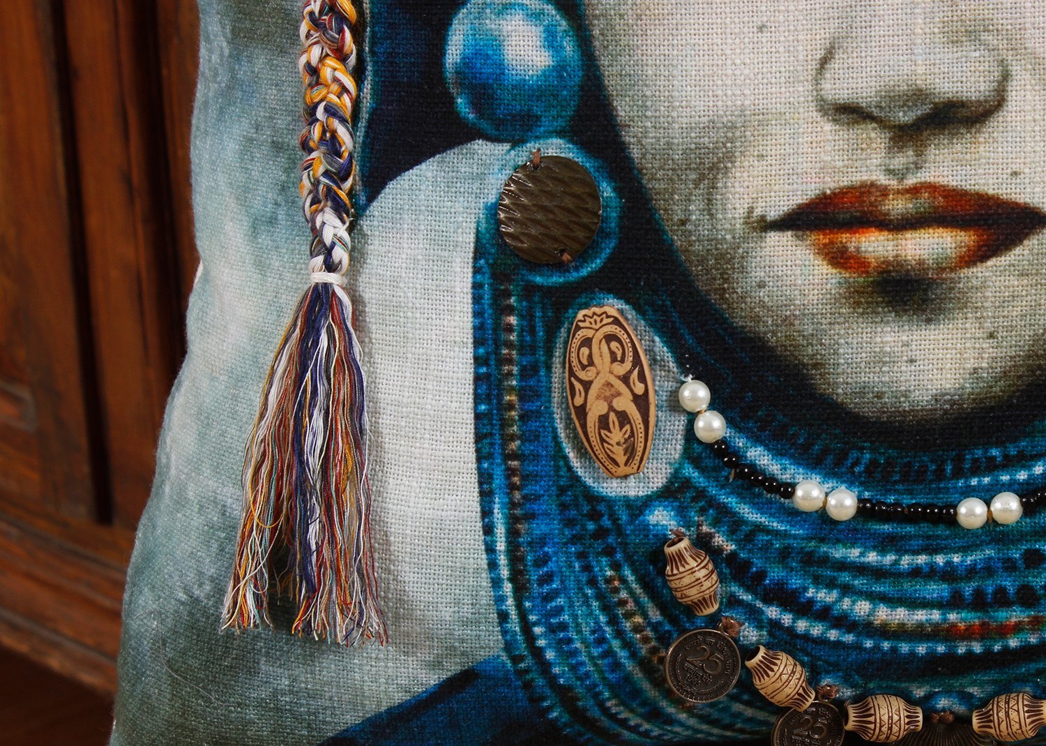 Elegant Handmade Cotton Cushion with Heritage Indian Craftsmanship - Image 5