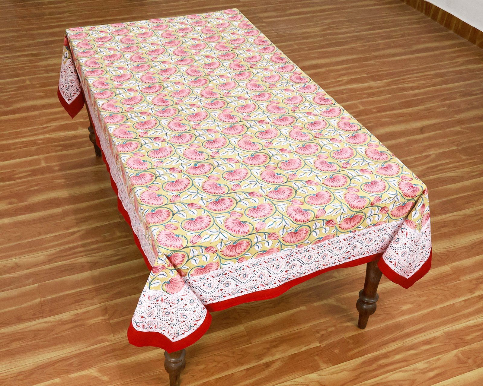 インド 木版染め(ブロックプリント) テーブルクロス レッド花柄 プレゼント アジアンインド更紗 インド綿 ハンドメイド エスニック インテリア コットン - Image 4