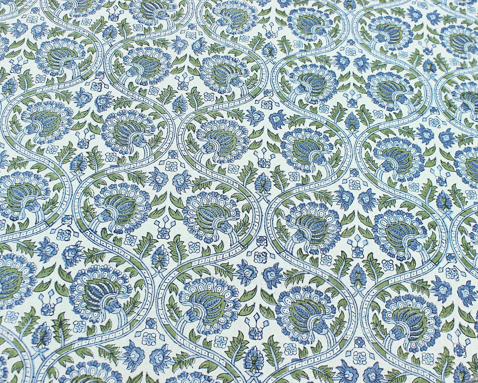 ラウンドクロス 円形クロス テーブルクロス インド綿 コットン エスニック ハンドメイド おしゃれ かわいい ブロックプリント ボタニカル柄 ブルーと白プリント - Image 3